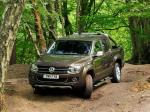 Volkswagen Amarok Double Cab Highline 2010 года (UK)